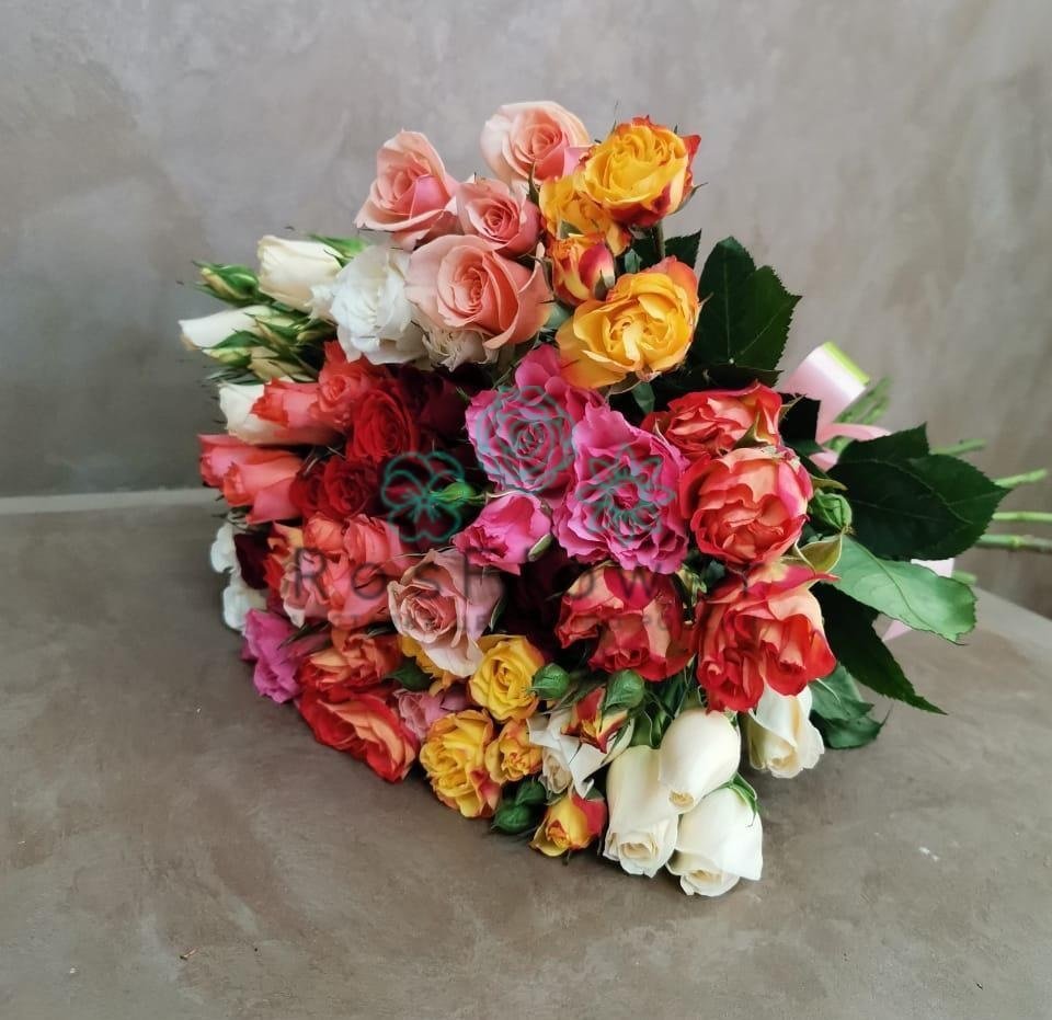 Букет цветов из: Розы в Валдае