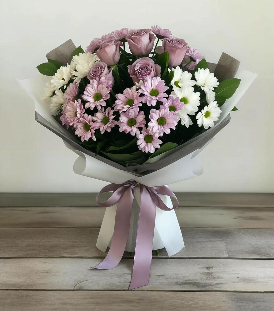 Букет цветов из: Хризантемы и Розы в Валдае