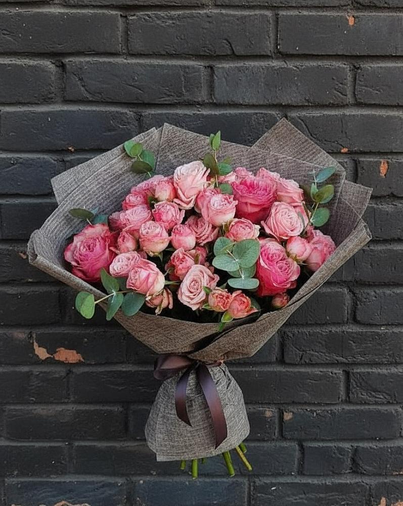 Букет цветов из: Розы в Валдае