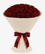 Букет 101 Бордовая роза Блэк Бакарра в Валдае