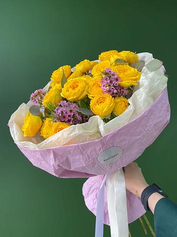 Букет Кустовые желтые розы в Валдае