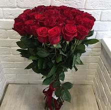 Букет Красные розы Гран При в Валдае