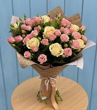 Букет цветов из:  Розы в Валдае