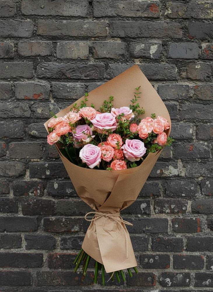 Букет цветов из: Розы в Валдае