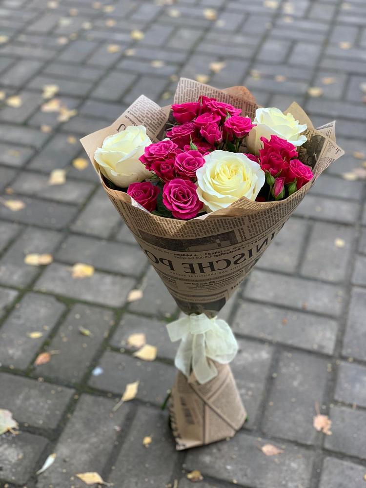 Букет цветов из: Розы в Валдае