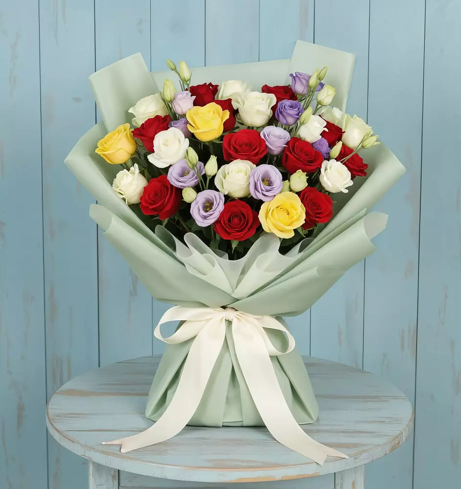 Букет цветов из: Розы в Валдае