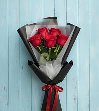 Букет цветов из:  Розы в Валдае