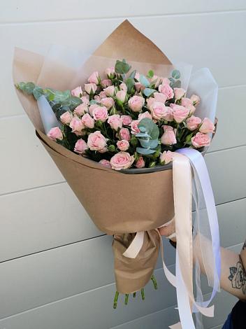 Букет цветов из: Розы в Валдае