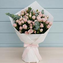Букет цветов из:  Розы в Валдае