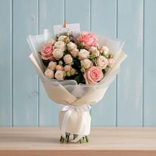 Букет цветов из:  Розы в Валдае